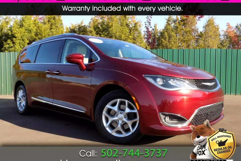 2017 Chrysler Pacifica Plus photo 1