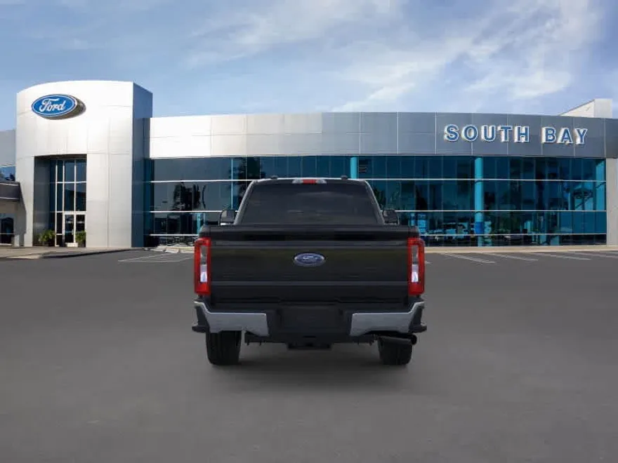 2025 Ford F-250 photo 1