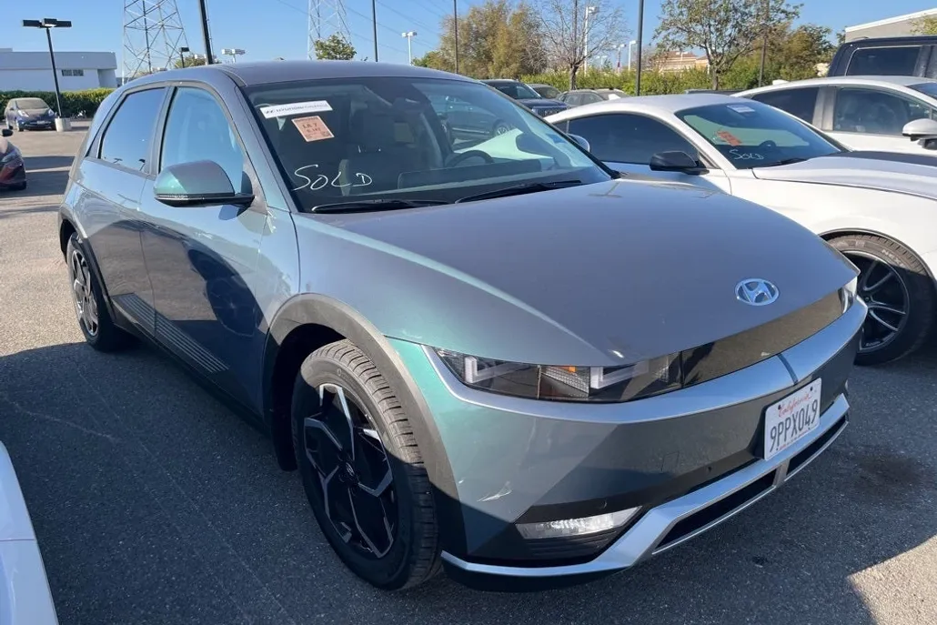 2024 Hyundai Ioniq 5 SEL photo 1
