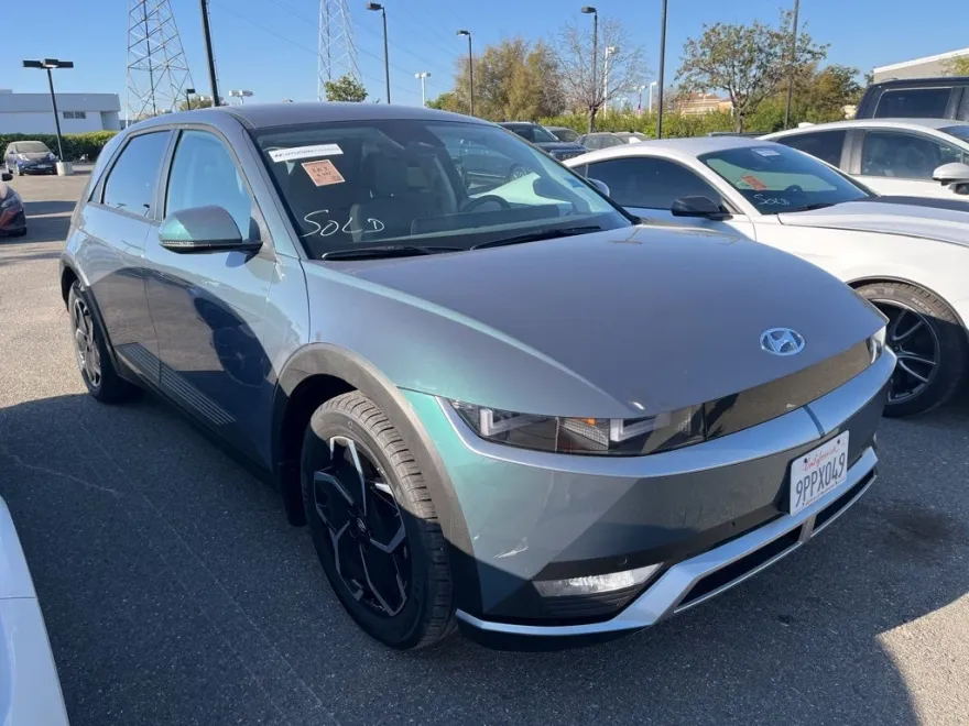 2024 Hyundai Ioniq 5 SEL photo 1