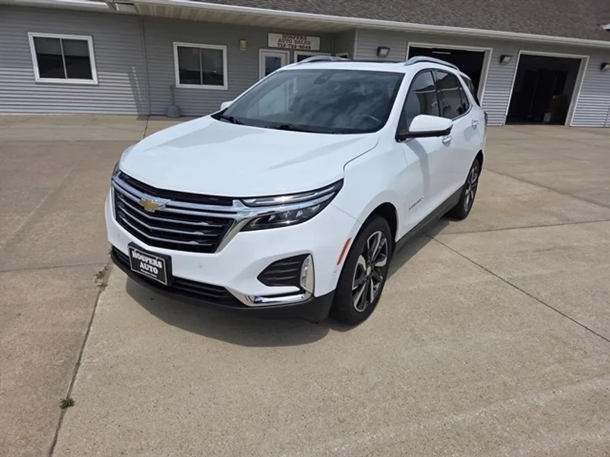2022 Chevrolet Equinox Premier photo 1