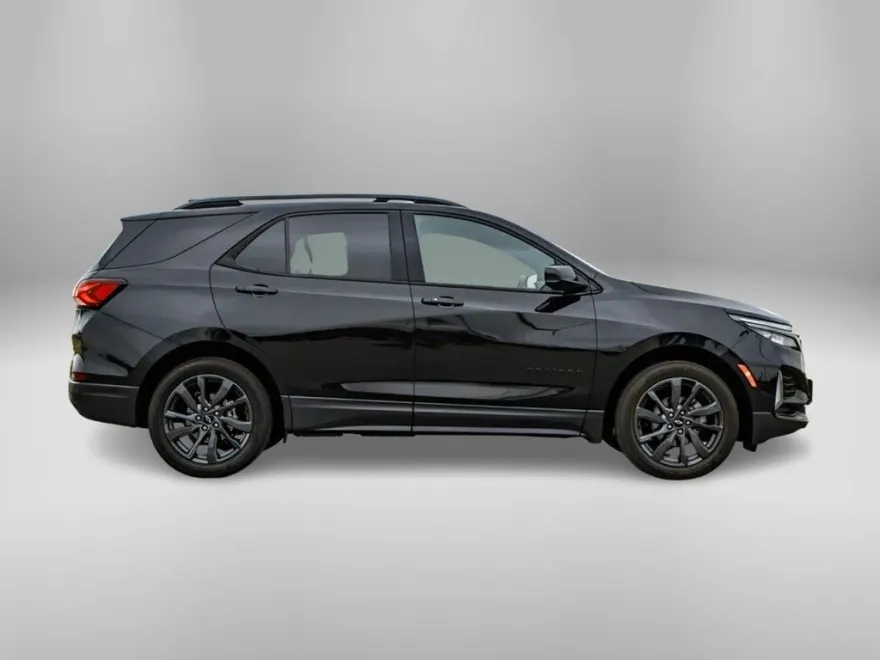 2022 Chevrolet Equinox RS photo 1