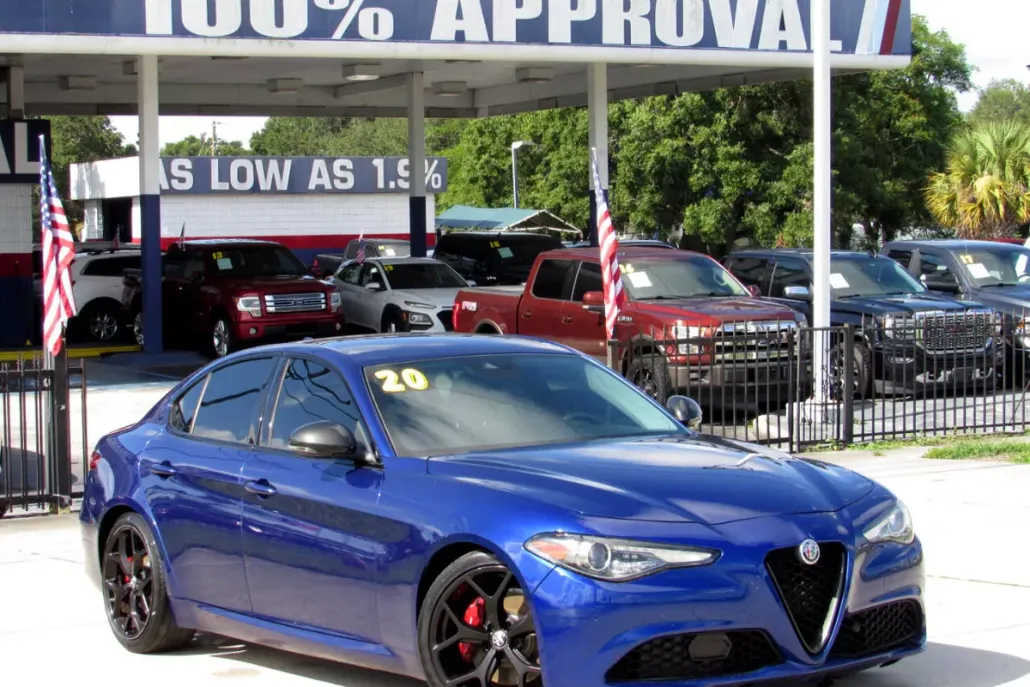 2020 Alfa Romeo Giulia Ti photo 1