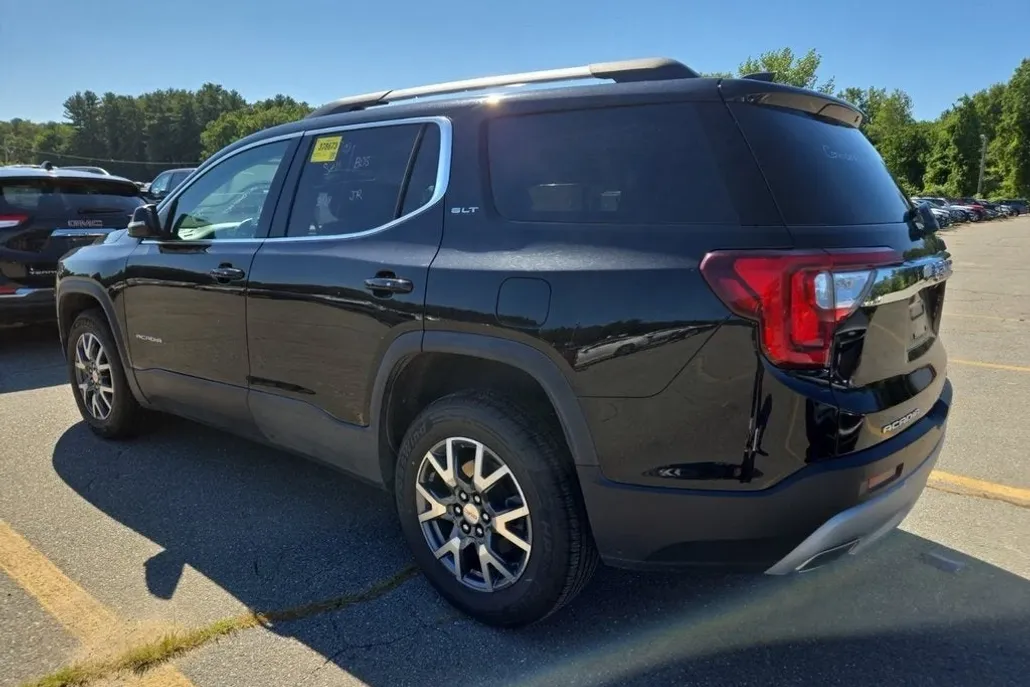 2023 Gmc Acadia SLT photo 1
