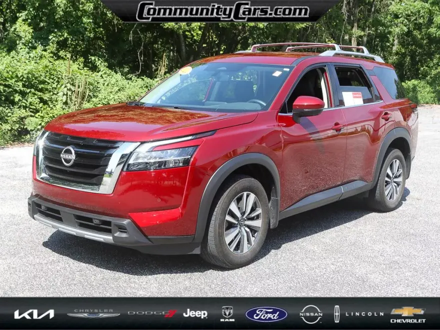2024 Nissan Pathfinder SL photo 1