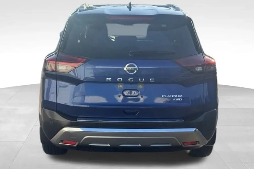 2021 Nissan Rogue Platinum photo 1