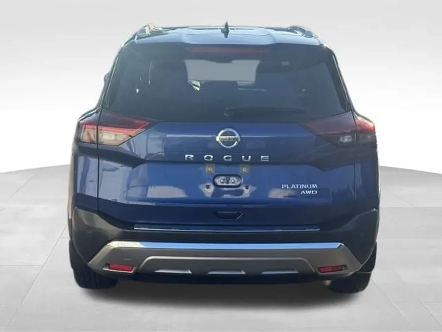 2021 Nissan Rogue Platinum photo 1