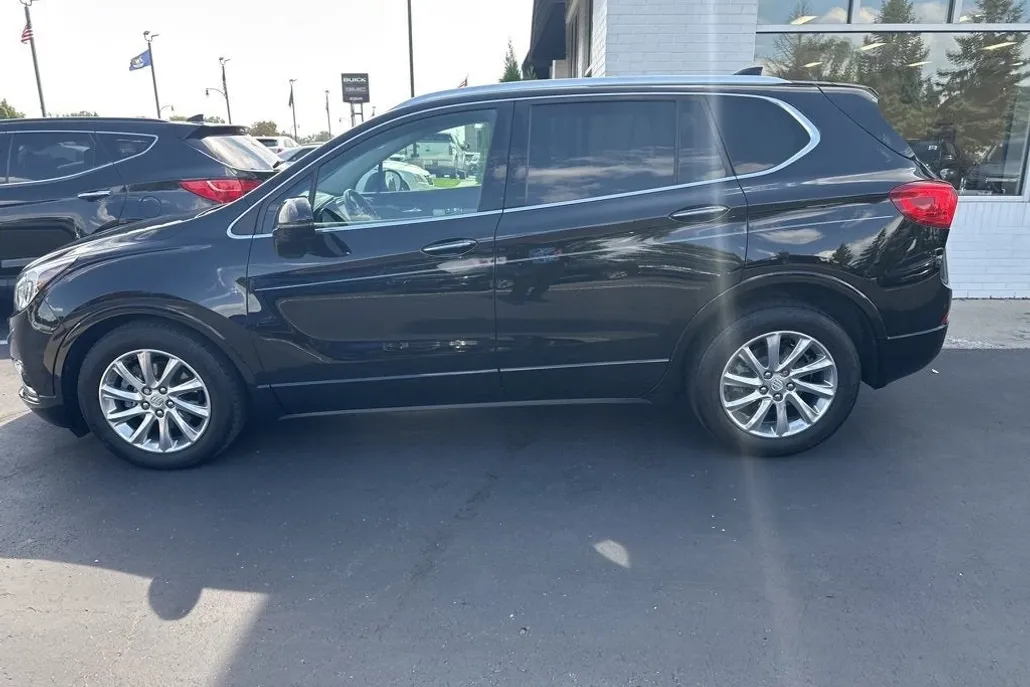2019 Buick Envision Essence photo 1