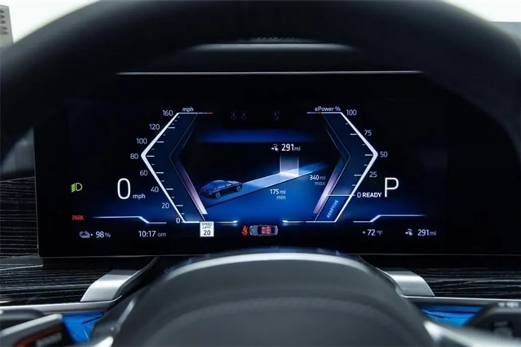 2025 Bmw i7 xDrive60 photo 1