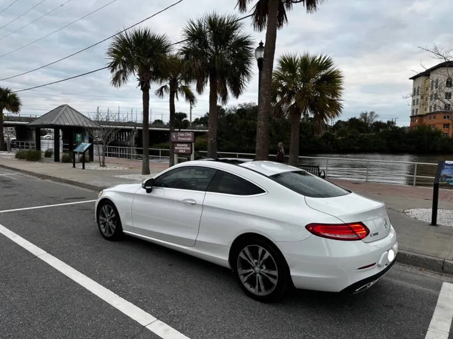 2017 Mercedes Benz C 300 4MATIC photo 1