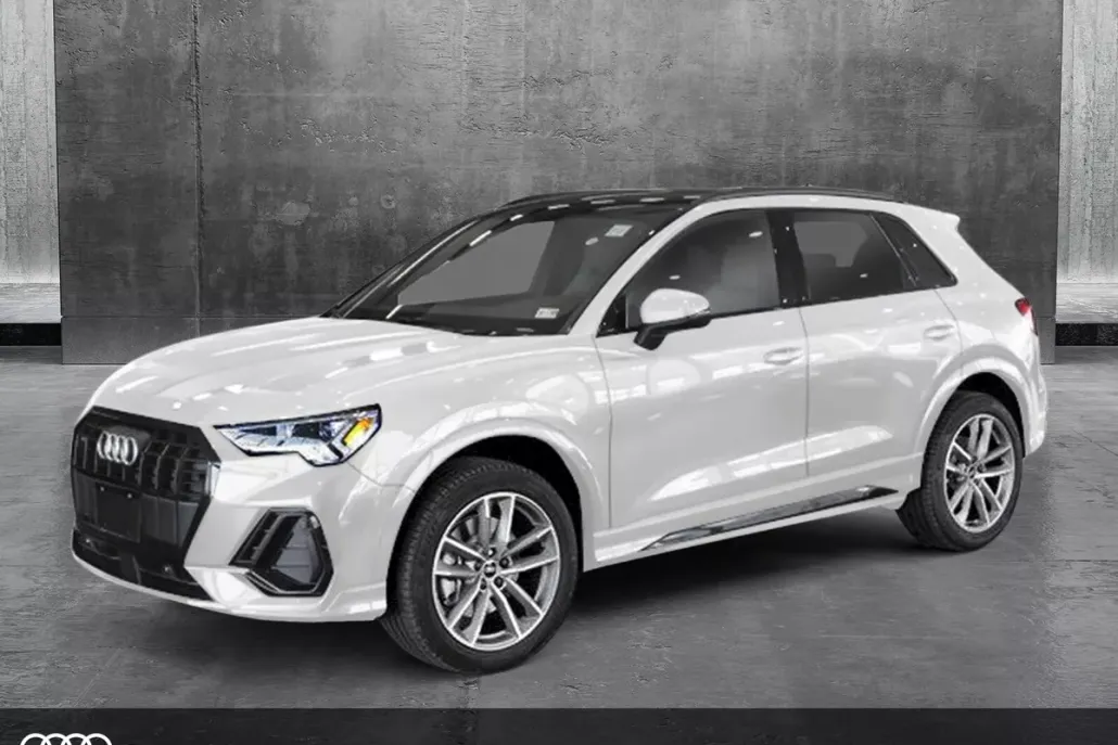2025 Audi Q3 45 TFSI S line Premium photo 1