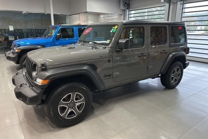 2022 Jeep Wrangler Unlimited Sport S photo 1