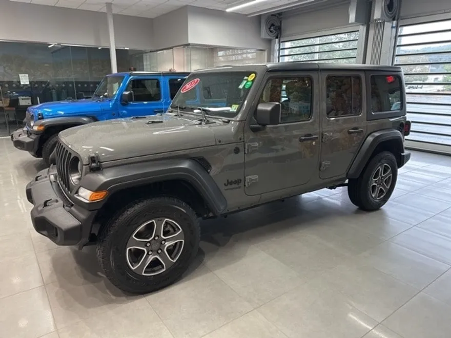 2022 Jeep Wrangler Unlimited Sport S photo 1