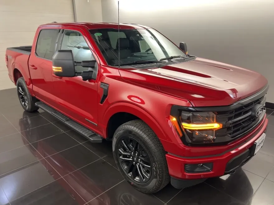 2025 Ford F-150 XLT photo 1