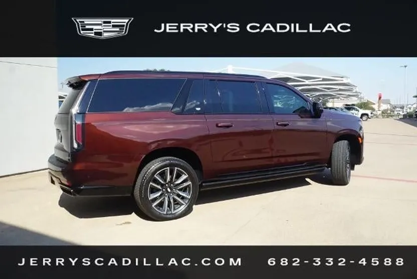 2023 Cadillac Escalade ESV Sport Platinum photo 1