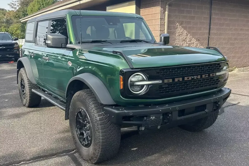 2023 Ford Bronco Wildtrak photo 1