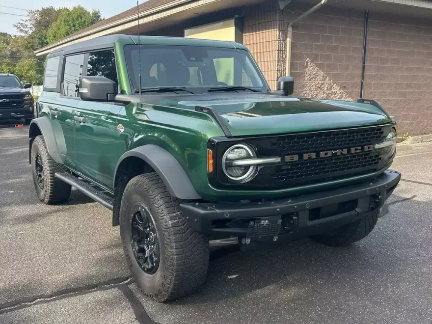 2023 Ford Bronco Wildtrak photo 1