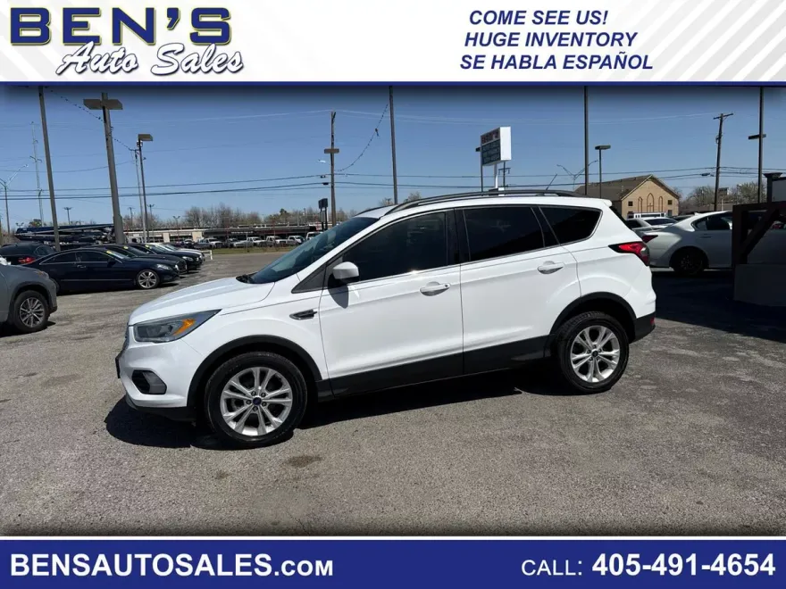2017 Ford Escape SE photo 1