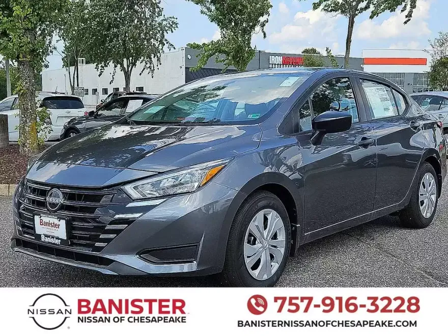 2025 Nissan Versa S photo 1