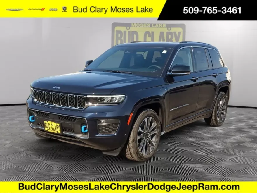 2023 Jeep Cherokee Overland photo 1