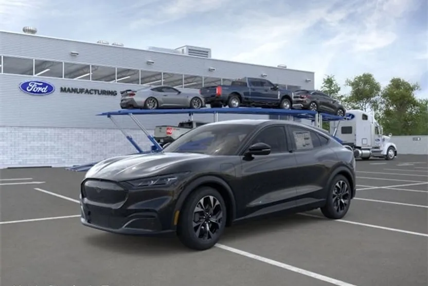 2025 Ford Mustang Mach-E Select photo 1