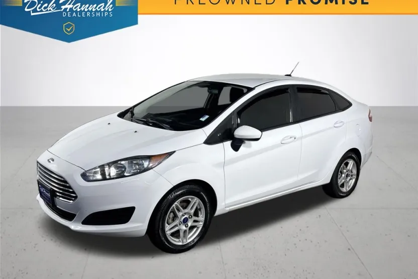 2017 Ford Fiesta SE photo 1