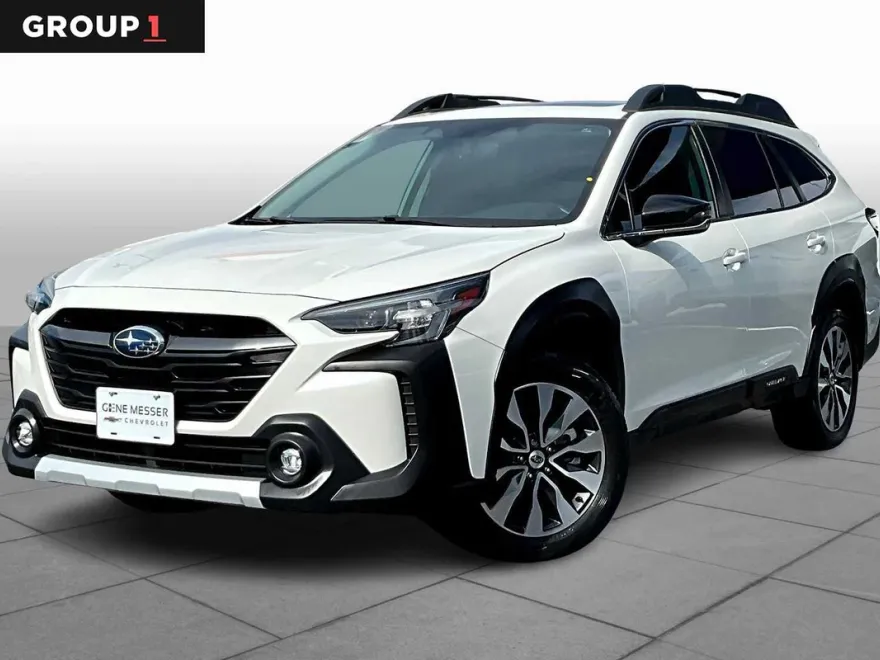 2023 Subaru Outback Limited XT photo 1