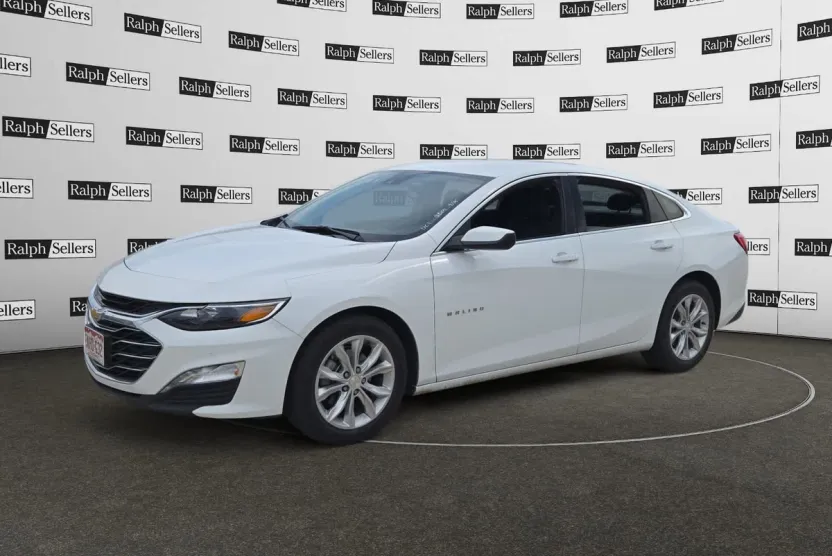 2024 Chevrolet Malibu 1LT photo 1