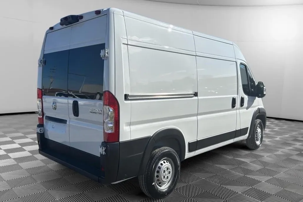 2025 Ram ProMaster 2500 photo 1