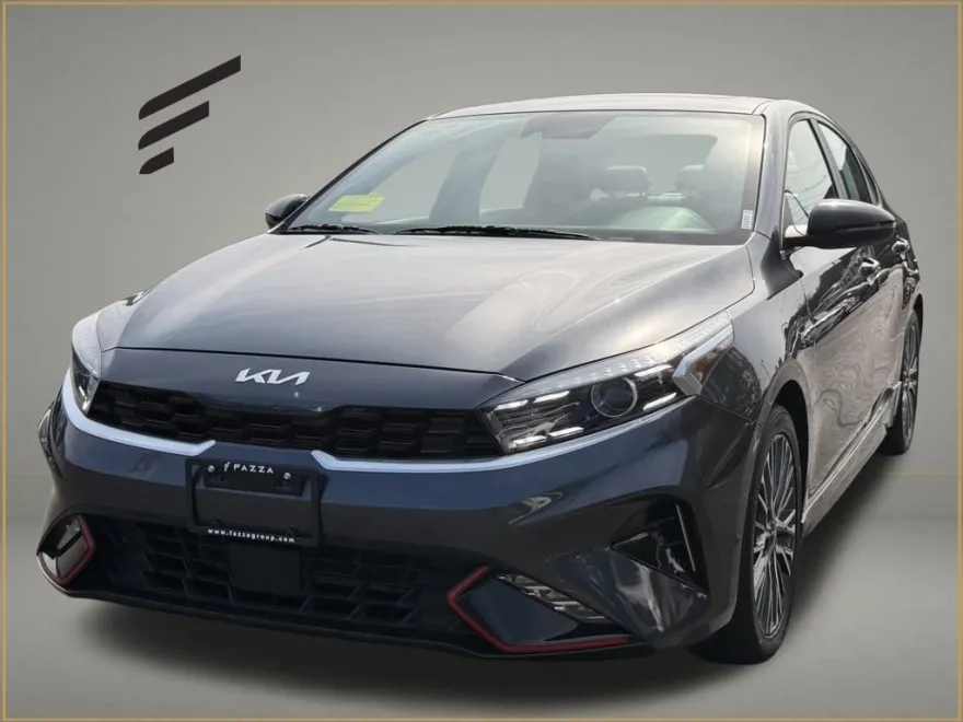 2023 Kia Forte GT-Line photo 1