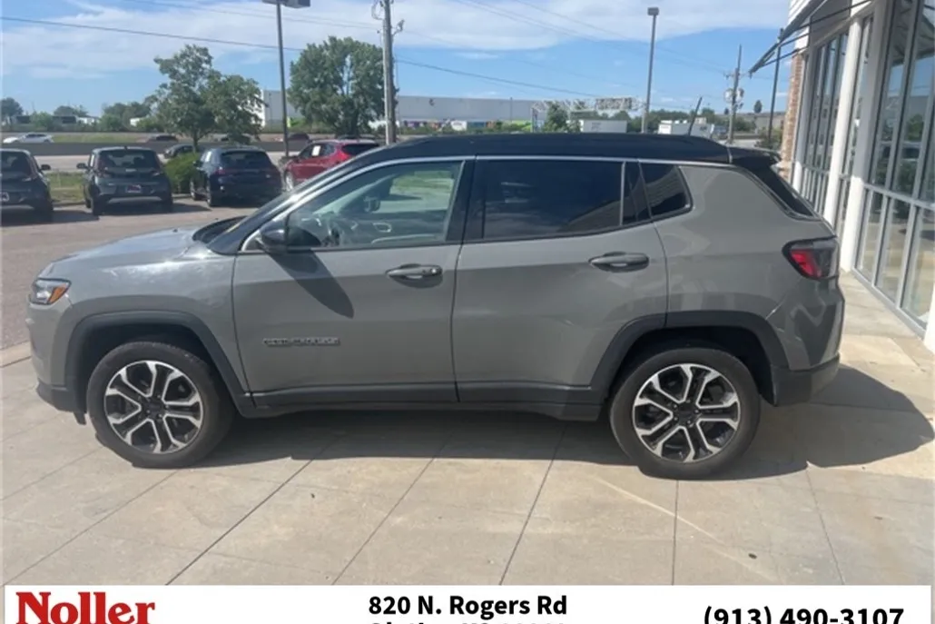 2022 Jeep Compass Limited photo 1