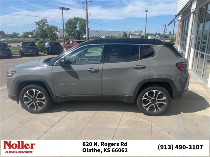 2022 Jeep Compass Limited photo 1
