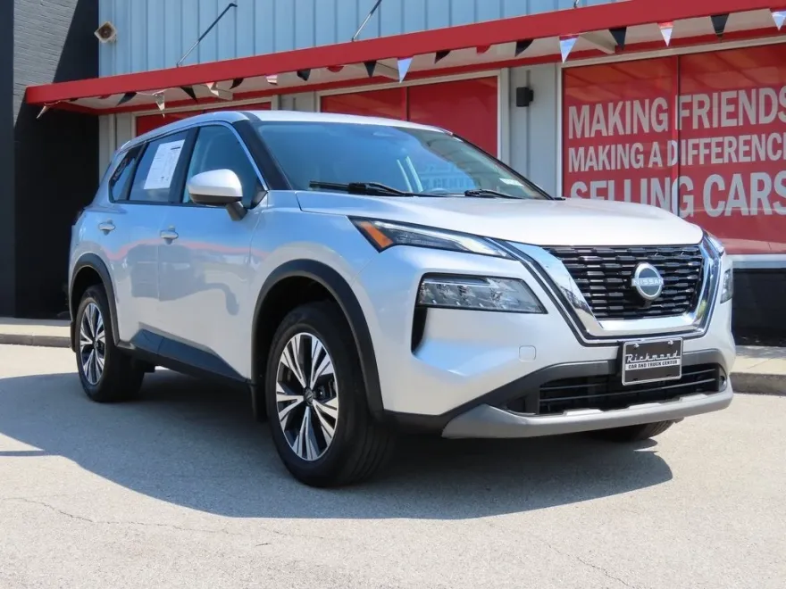2023 Nissan Rogue SV photo 1