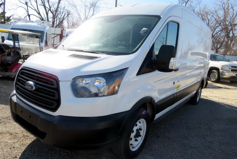 2019 Ford Transit Van photo 1