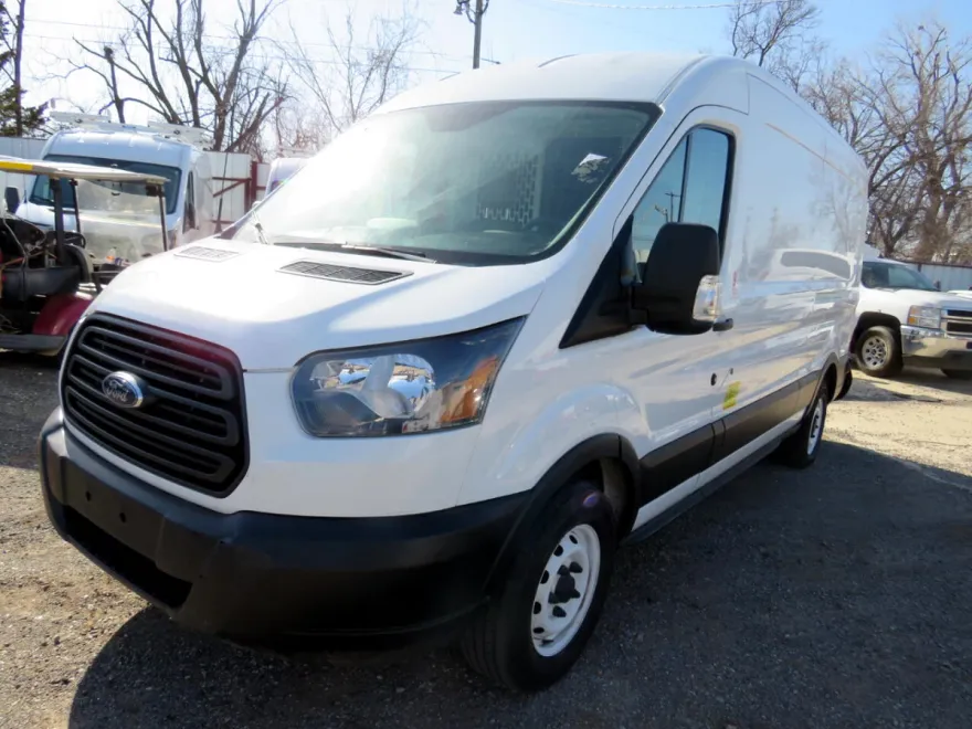2019 Ford Transit Van photo 1