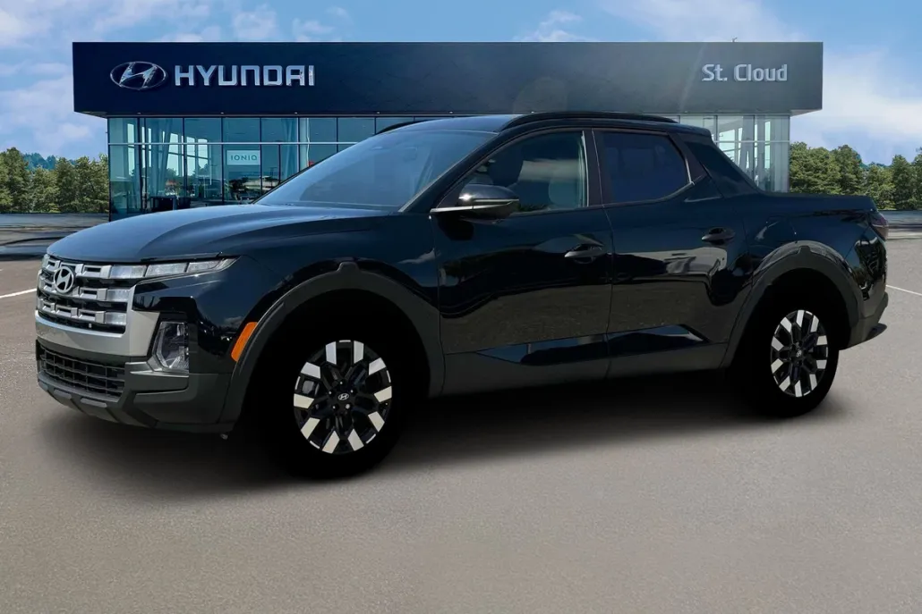 2025 Hyundai Santa Cruz SEL Activity photo 1