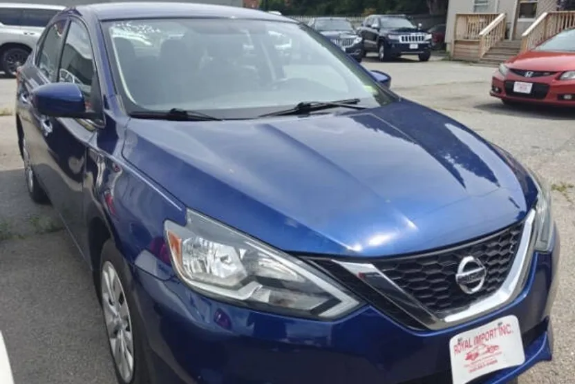2016 Nissan Sentra SV photo 1