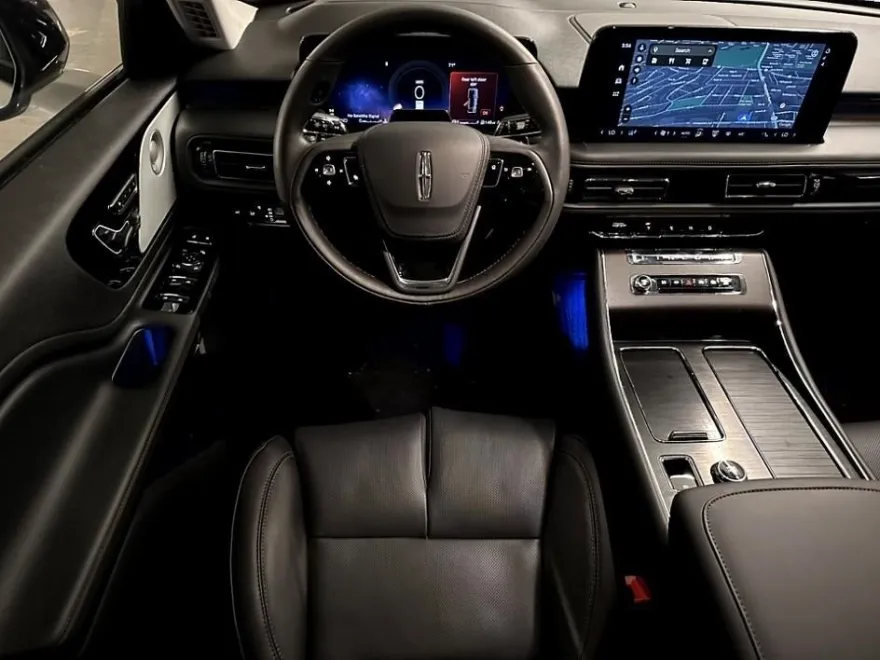 2025 Lincoln Aviator Reserve photo 23