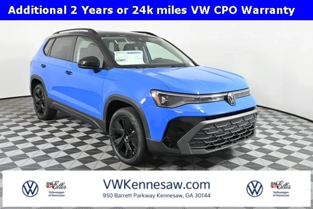 2025 Volkswagen Taos SE photo 1