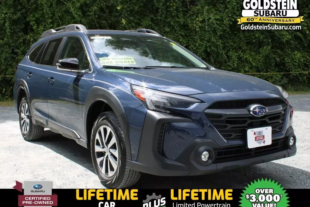 2023 Subaru Outback Premium photo 1