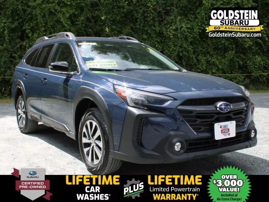 2023 Subaru Outback Premium photo 1