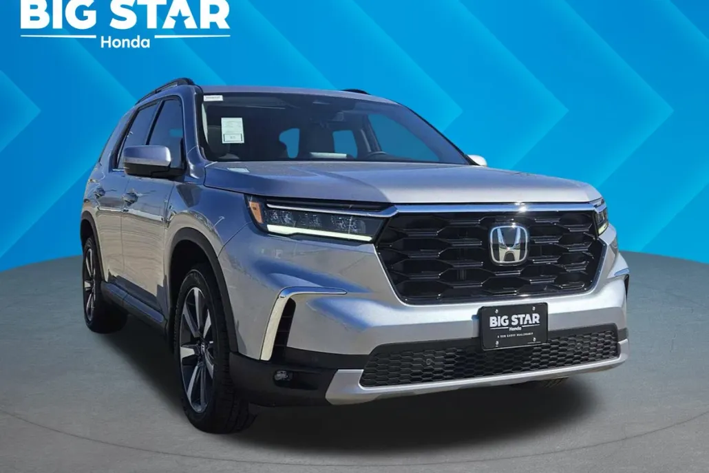 2025 Honda Pilot Touring photo 1