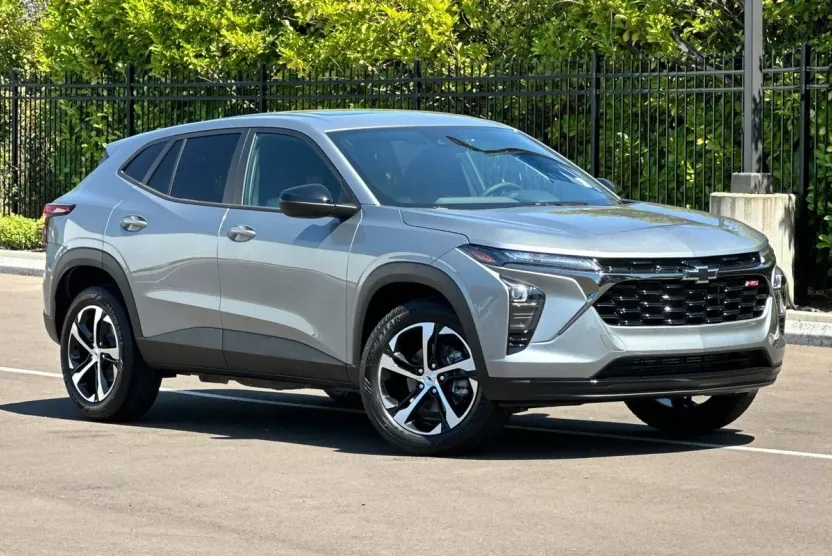 2025 Chevrolet Trax photo 1