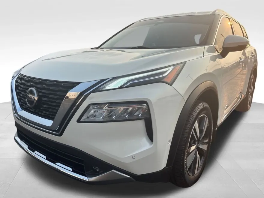 2021 Nissan Rogue Platinum photo 1