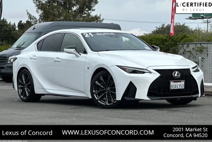 2021 Lexus IS 350 F SPORT photo 1