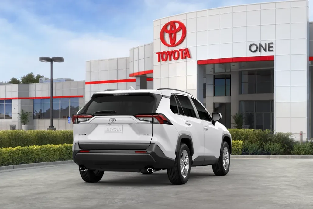 2025 Toyota RAV4 XLE photo 1