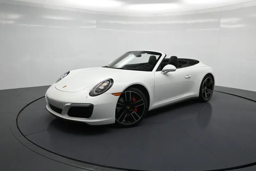 2017 Porsche 911 4S Cabriolet photo 1