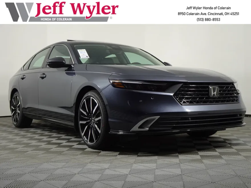 2025 Honda Accord Hybrid Touring photo 1