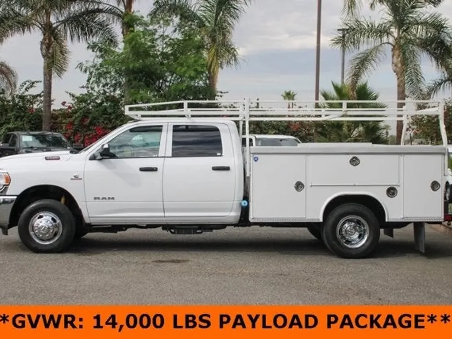 2021 Ram 3500 Tradesman photo 1