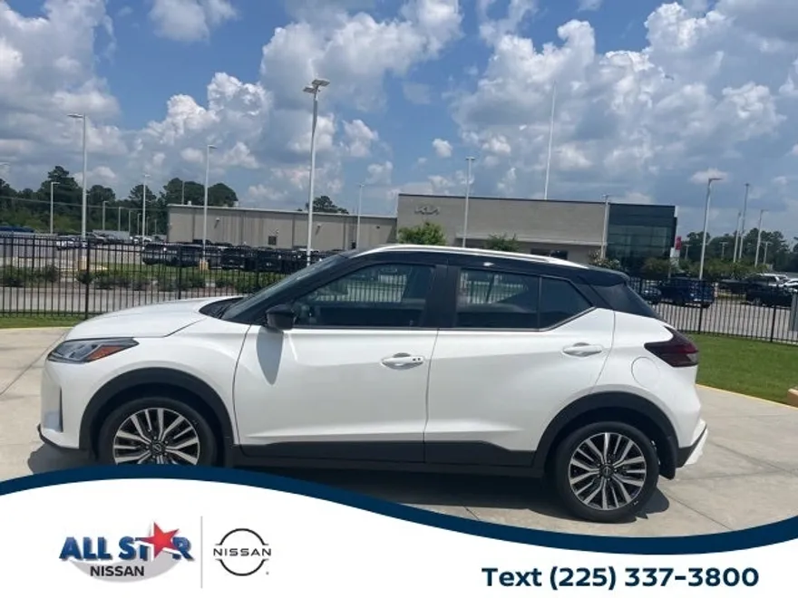 2024 Nissan Kicks SV photo 1
